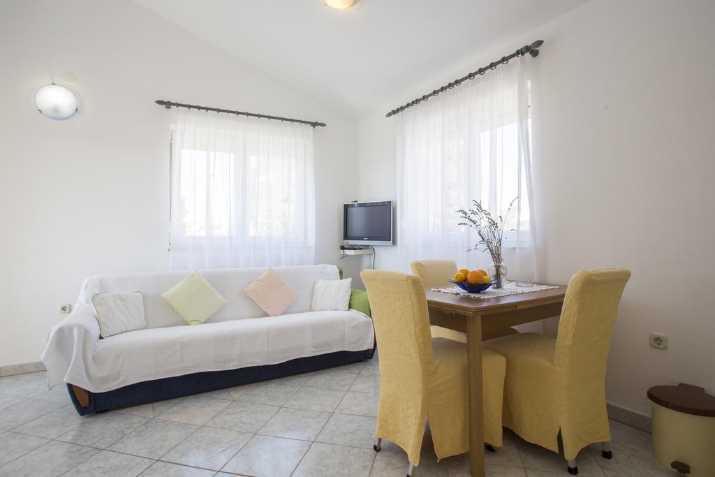 Guest House Croatia Fažana Buitenkant foto
